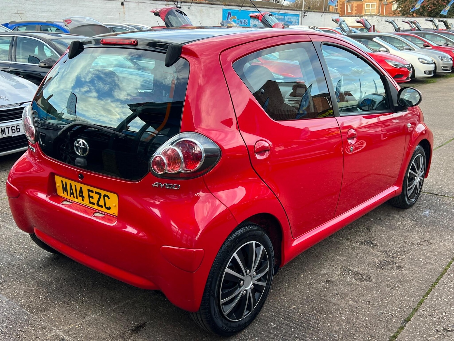 Used Toyota AYGO 2014 for sale - 76832333: Photo 15