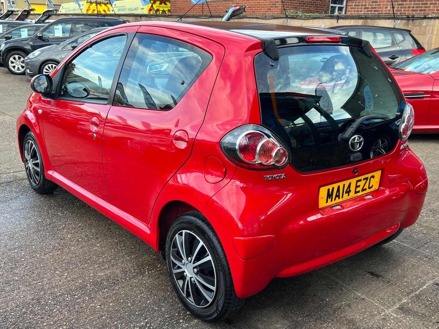 Used Toyota AYGO 2014 for sale - 76832333: Photo 16