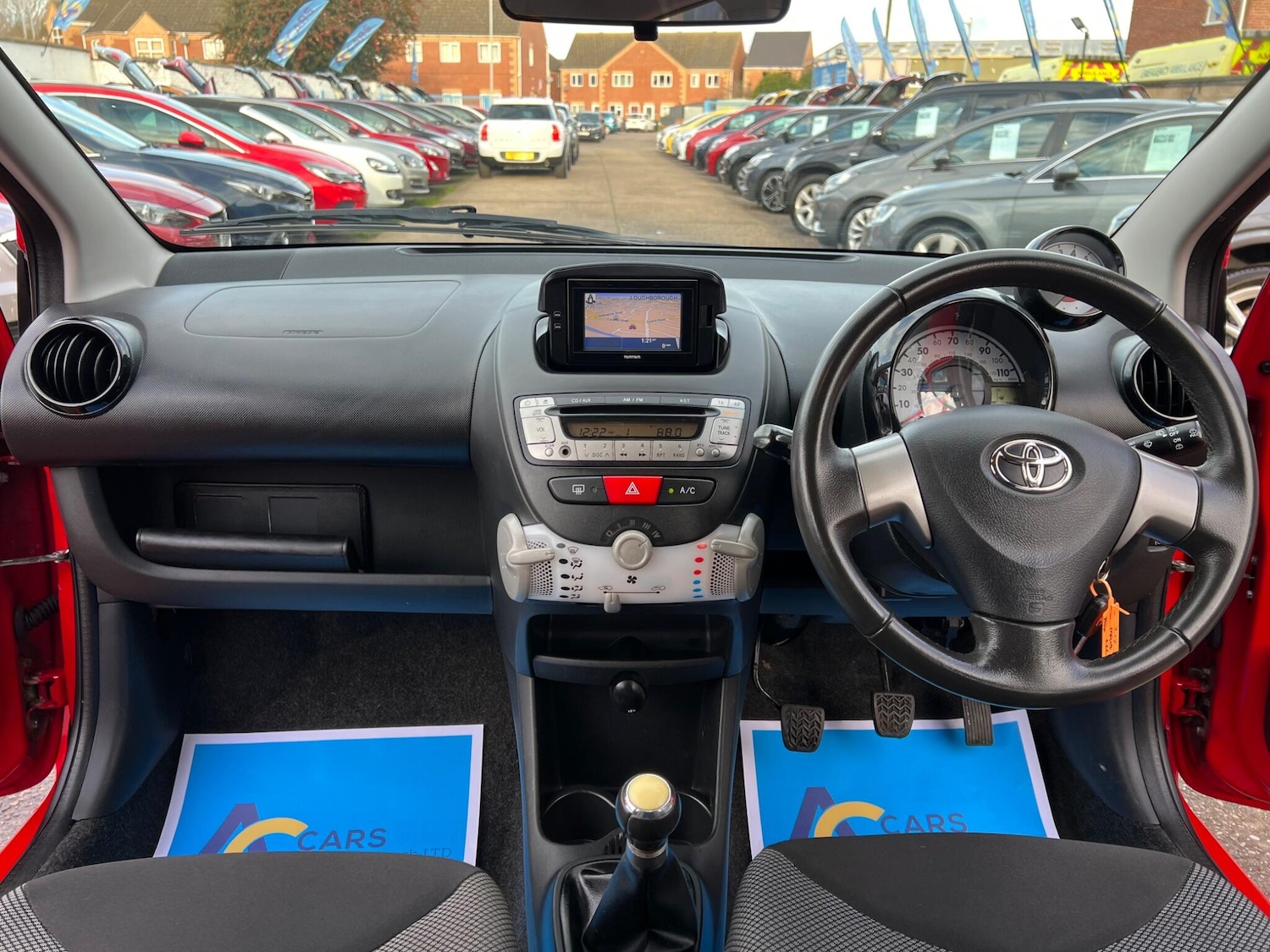 Used Toyota AYGO 2014 for sale - 76832333: Photo 25