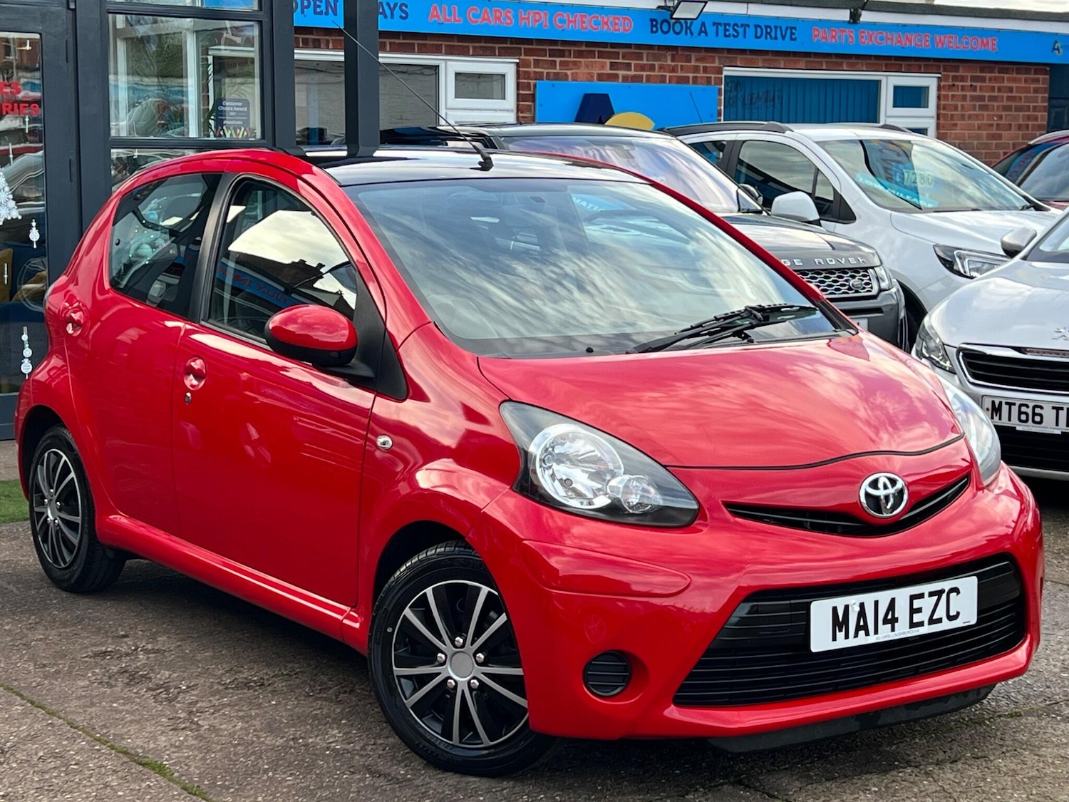 Used Toyota AYGO 2014 for sale - 76832333: Photo 34