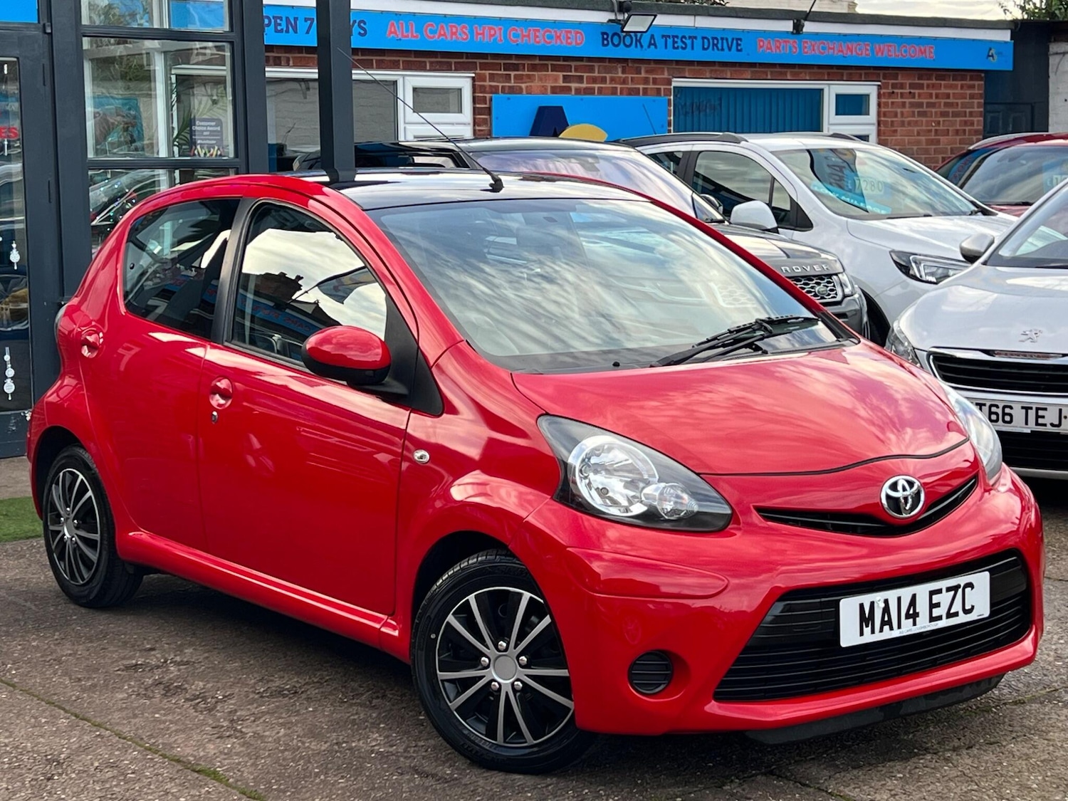 Used Toyota AYGO 2014 for sale - 76832333: Photo 37