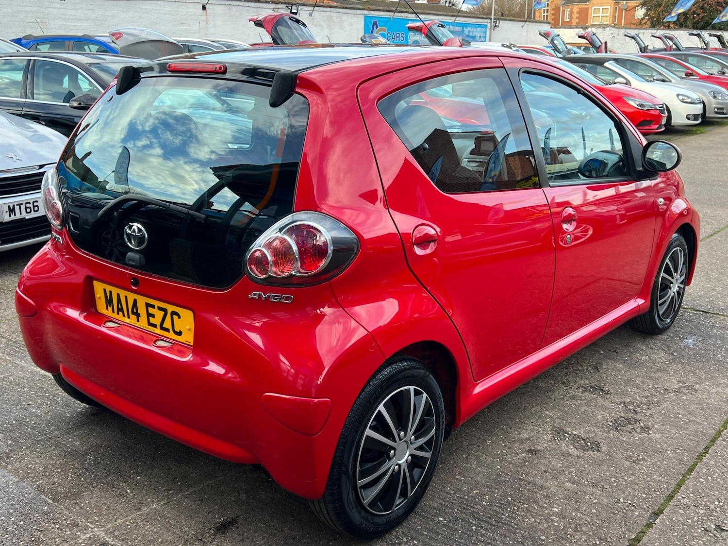 Used Toyota AYGO 2014 for sale - 76832333: Photo 42