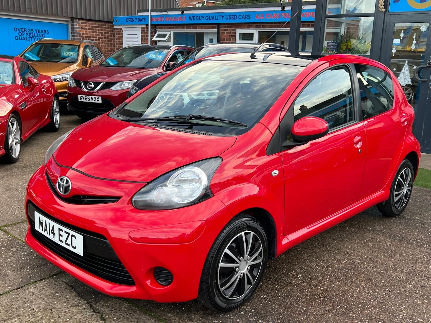 Used Toyota AYGO 2014 for sale - 76832333: Photo 45