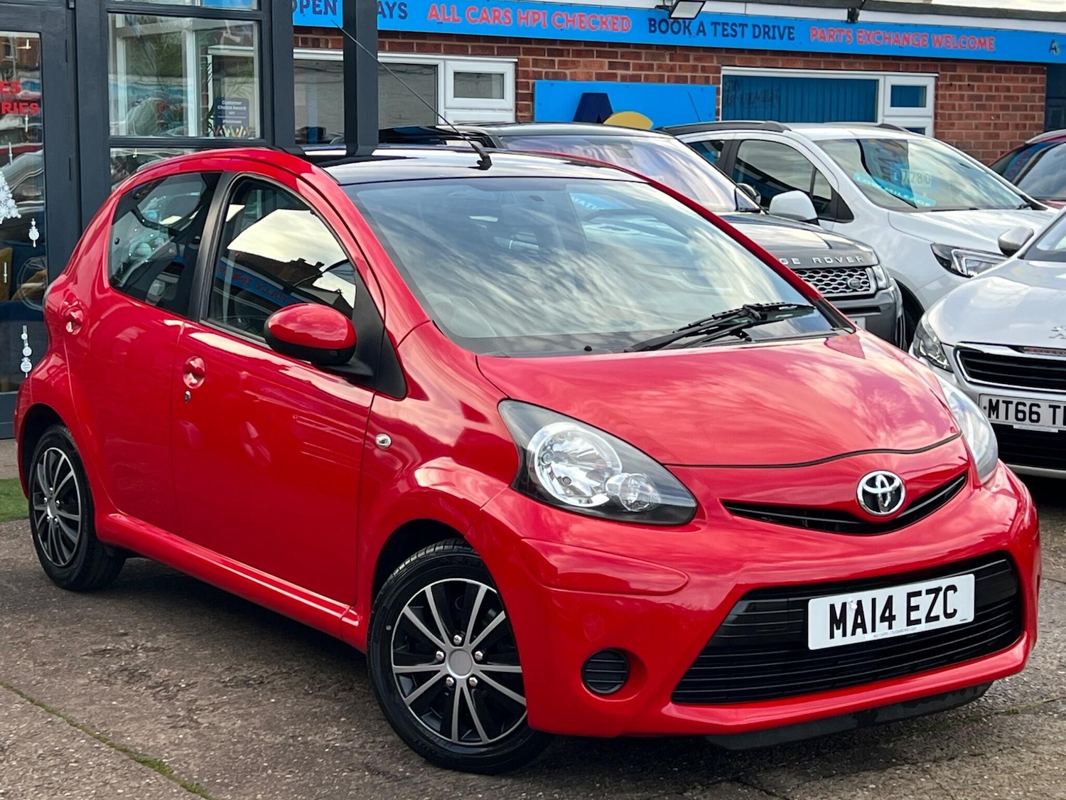 Used Toyota AYGO 2014 for sale - 76832333: Photo 48