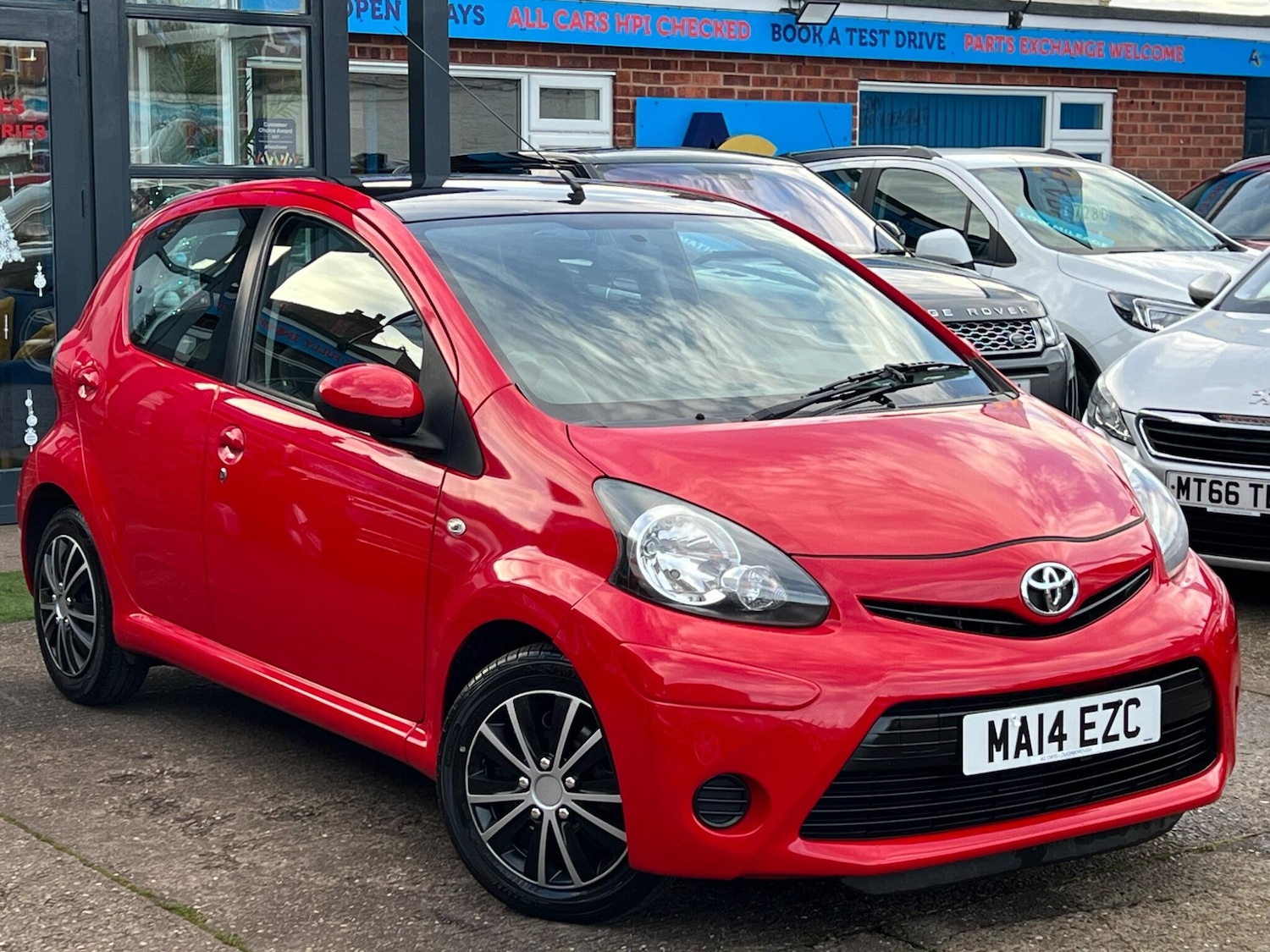 Used Toyota AYGO 2014 for sale - 76832333: Photo 51