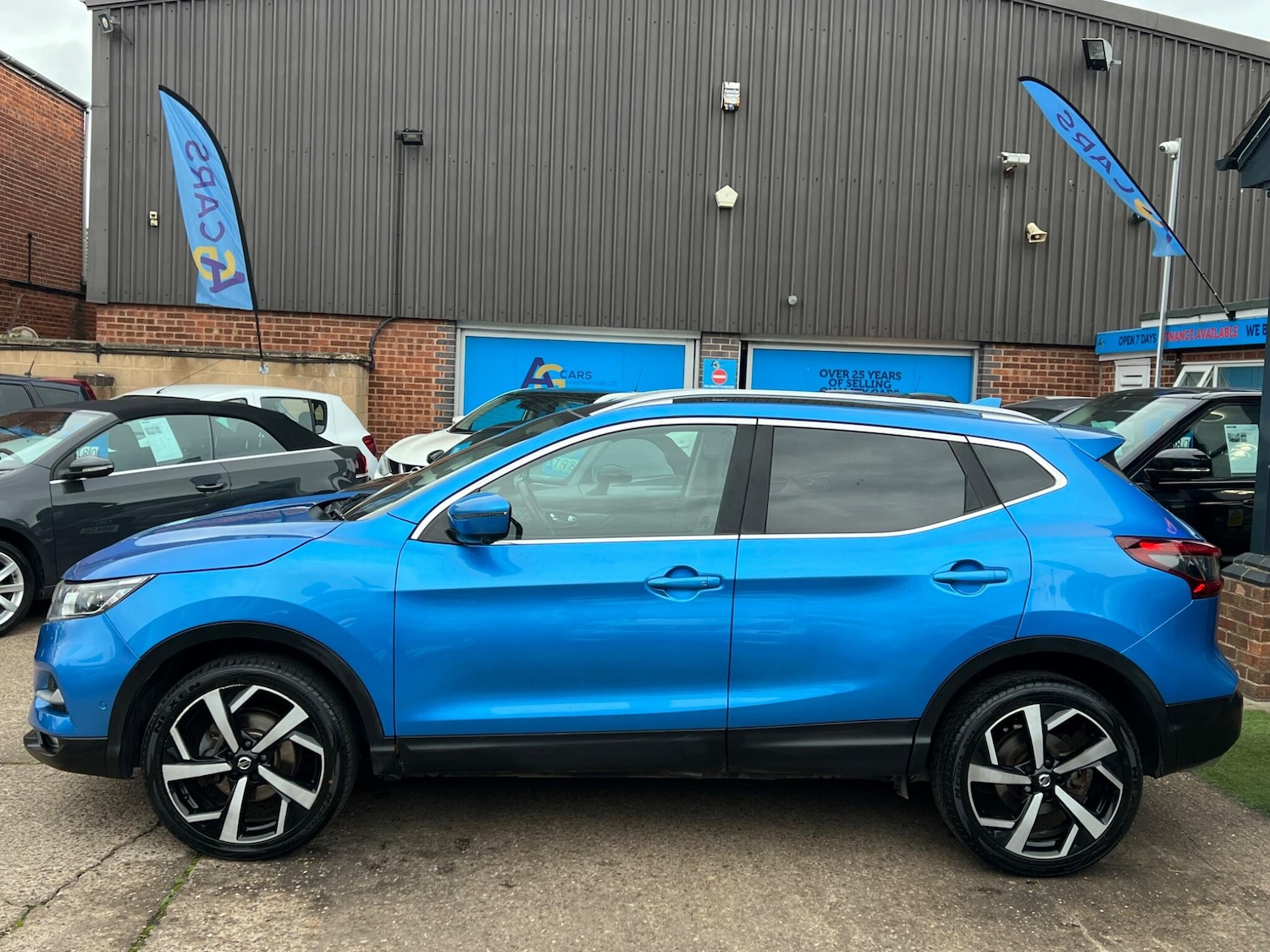 Used Nissan Qashqai 2017 for sale - 76380584: Photo 10