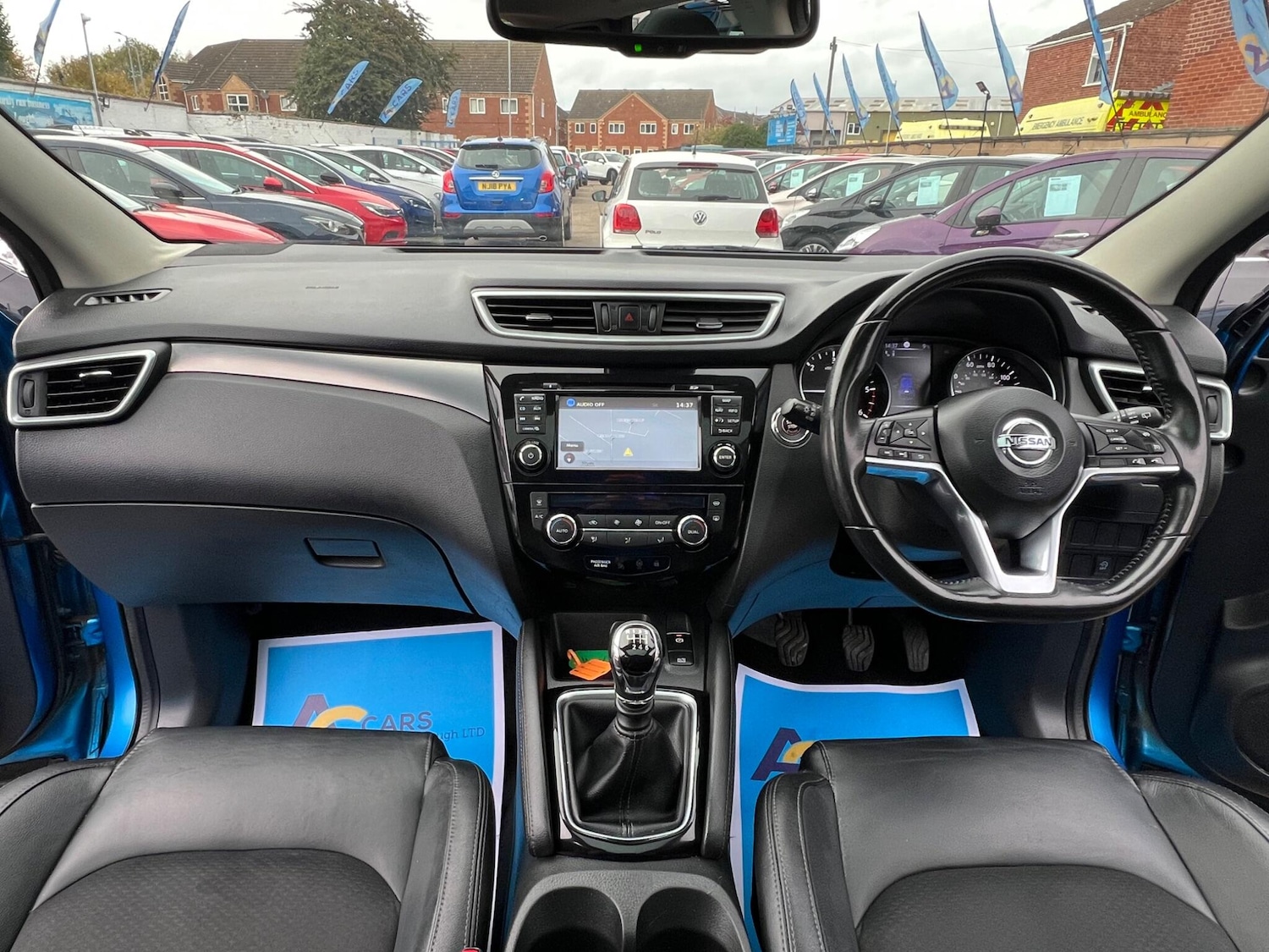 Used Nissan Qashqai 2017 for sale - 76380584: Photo 2