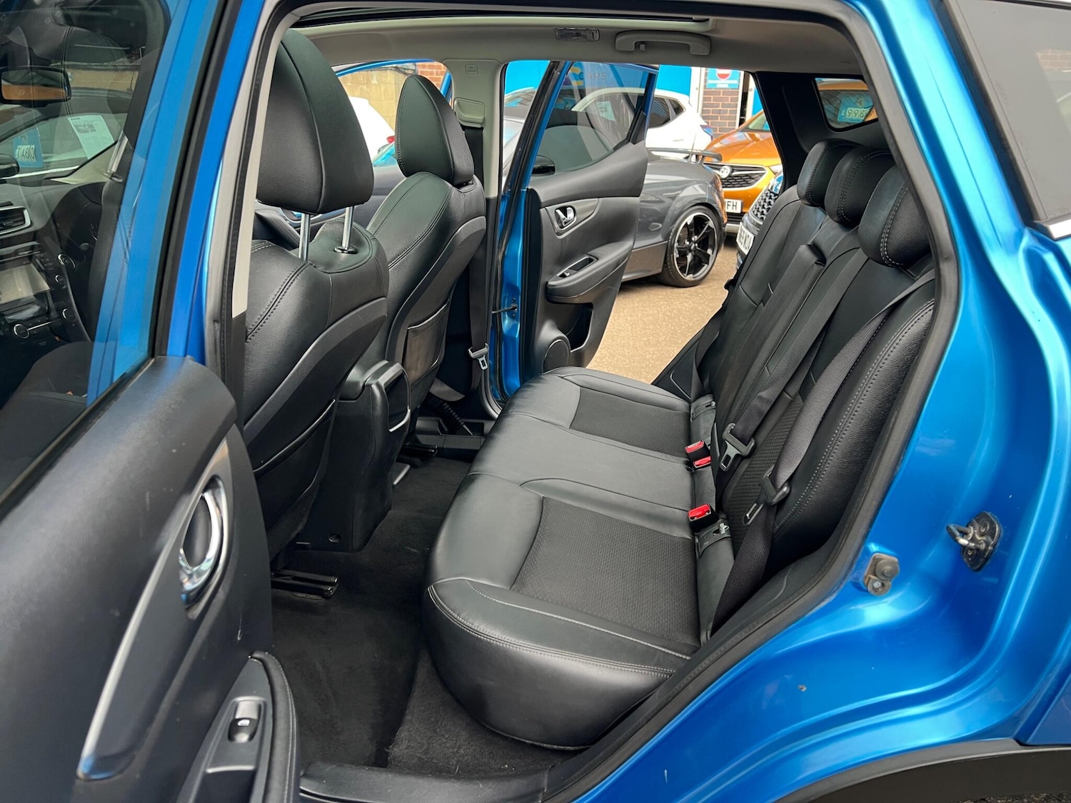 Used Nissan Qashqai 2017 for sale - 76380584: Photo 5