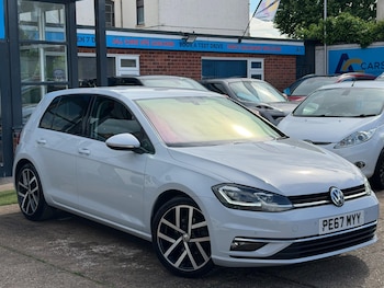 Used Volkswagen Golf 2017 for sale - 78830197: Photo