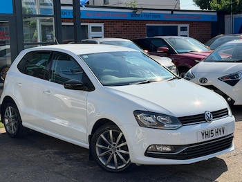 Used Volkswagen Polo 2015 for sale - 79145159: Photo