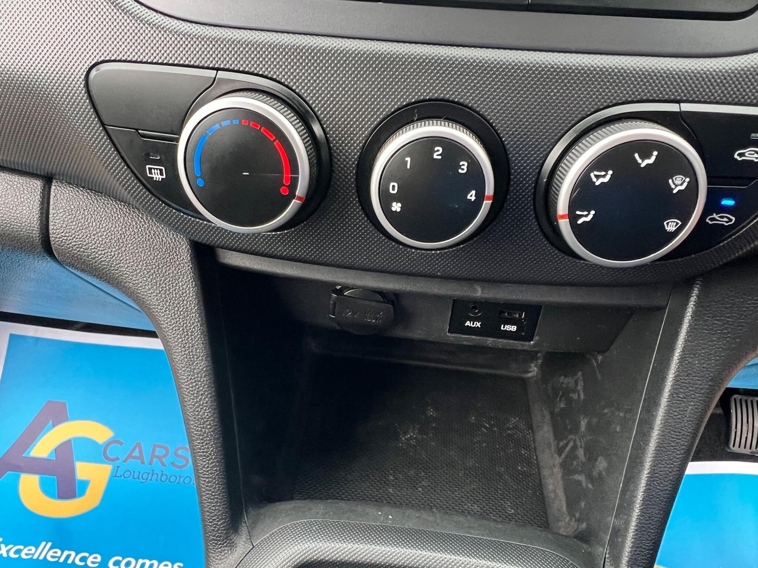 Used Hyundai i10 2019 for sale - 76433317: Photo 24