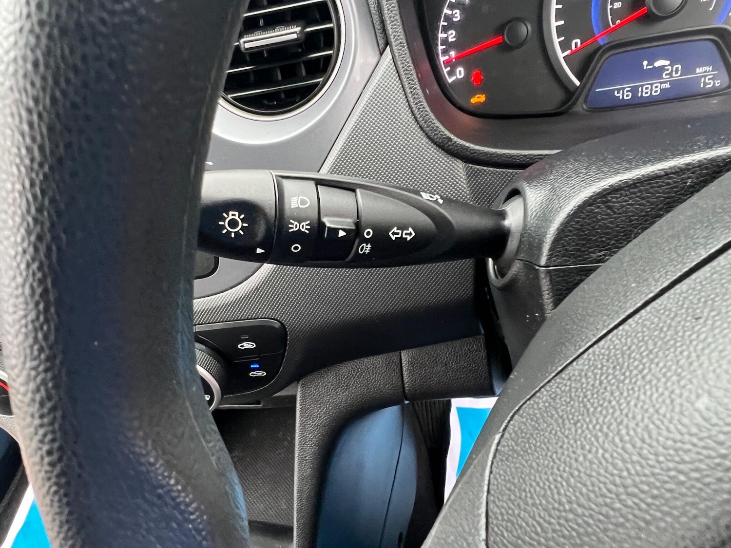 Used Hyundai i10 2019 for sale - 76433317: Photo 25