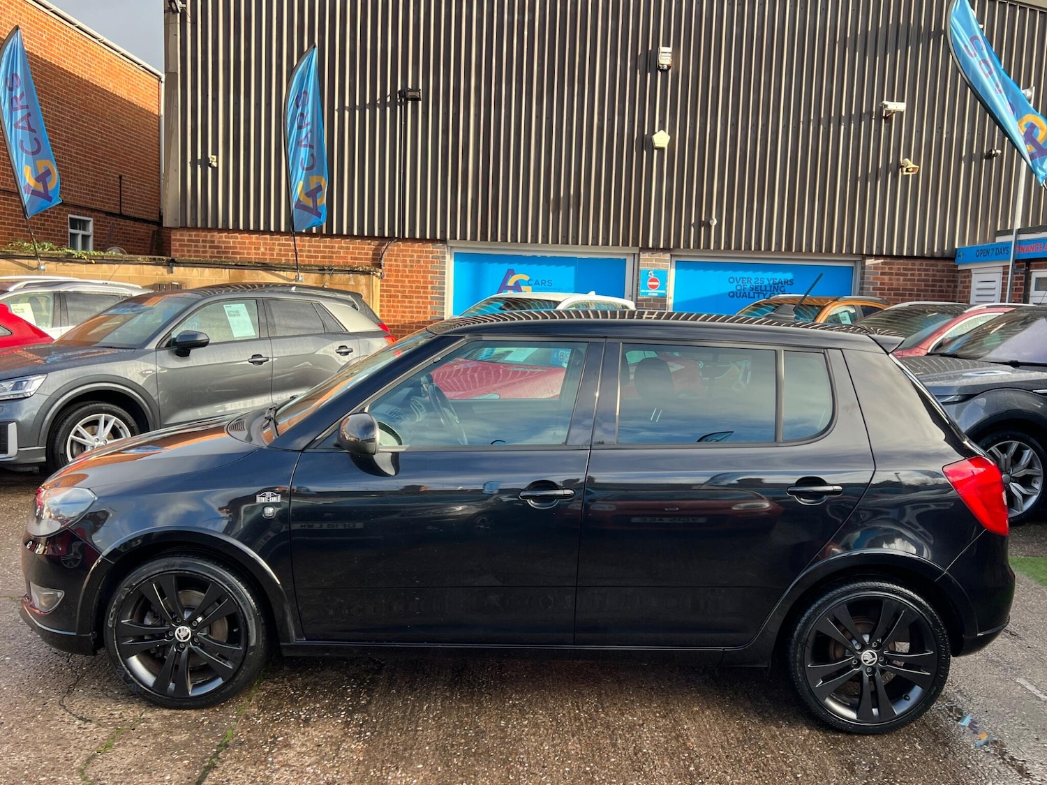 Used Skoda Fabia 2013 for sale - 76735145: Photo 9