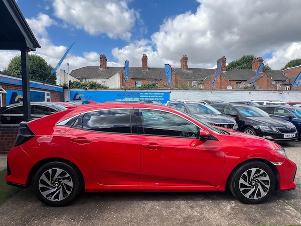 Used Honda Civic 2017 for sale - 75707664: Photo 7