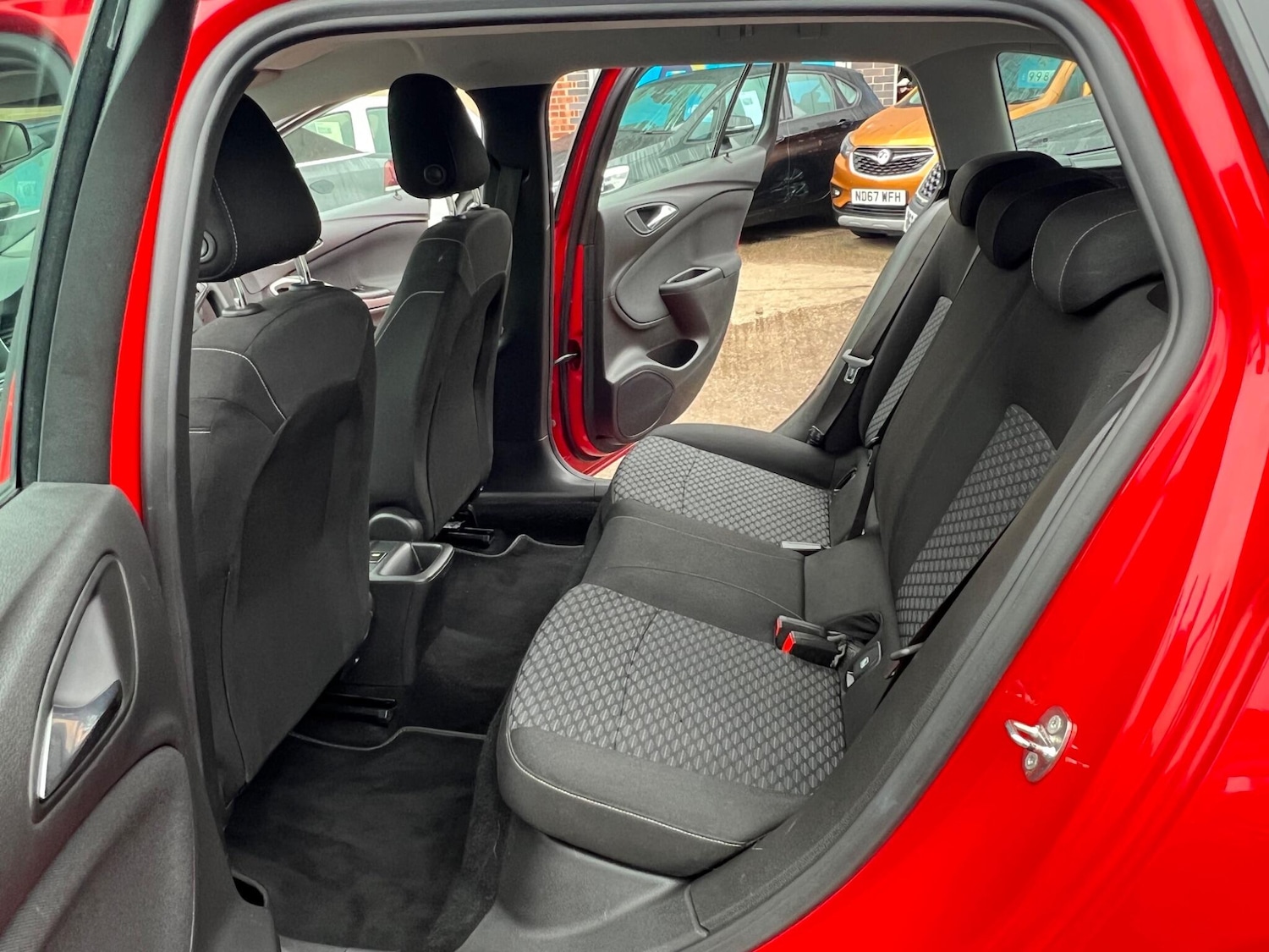 Used Vauxhall Astra for sale - 76997783: Photo 5