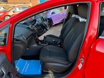 Used Ford Fiesta 2014 for sale - 77550394: Photo