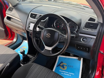 Used Suzuki Swift 2015 for sale - 79348759: Photo