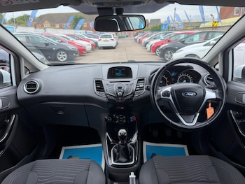 Used Ford Fiesta 2014 for sale - 79532653: Photo