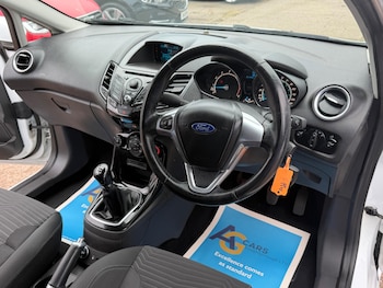 Used Ford Fiesta 2014 for sale - 79532653: Photo