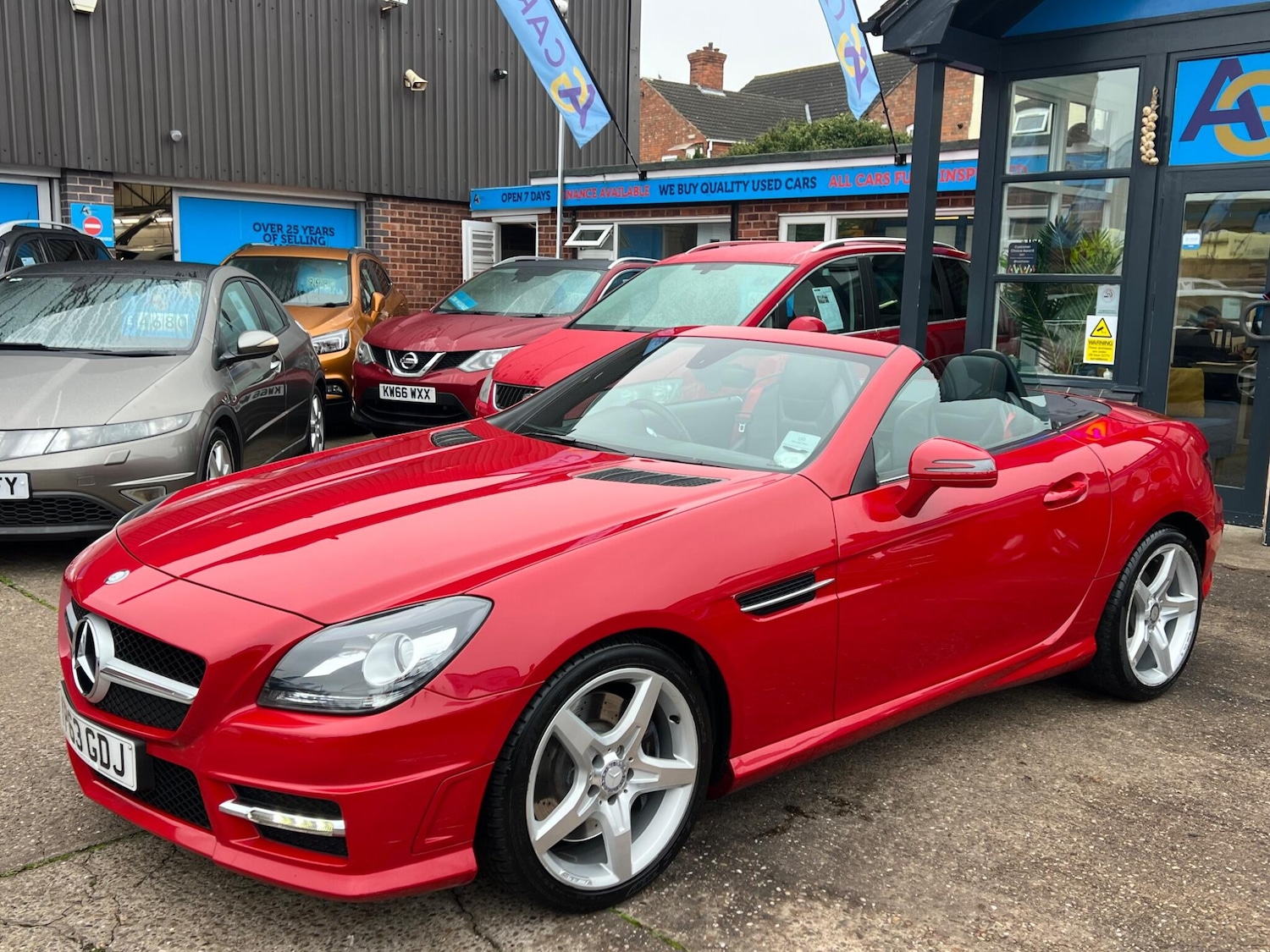Used Mercedes-Benz SLK 2013 for sale - 76992489: Photo 14