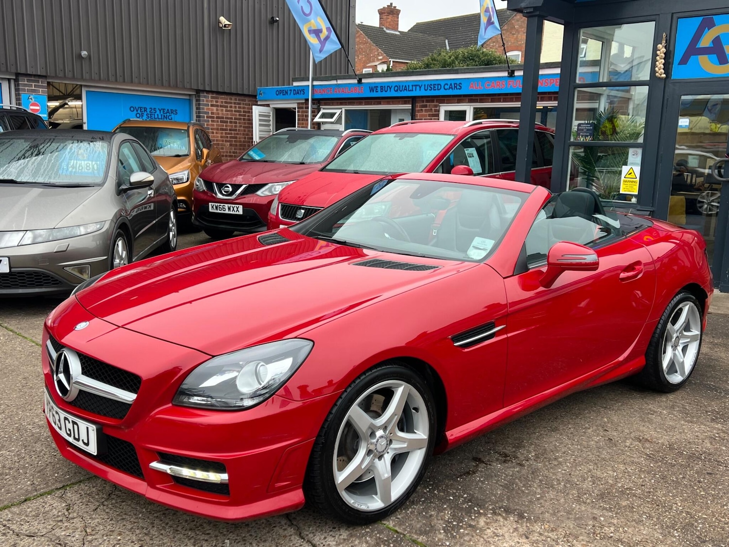 Used Mercedes-Benz SLK 2013 for sale - 76992489: Photo 40