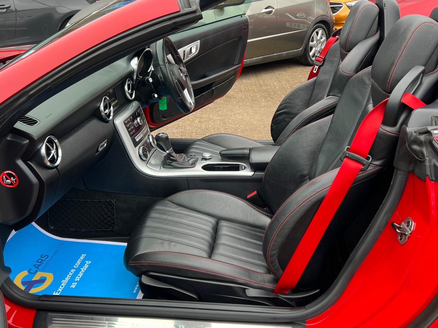 Used Mercedes-Benz SLK 2013 for sale - 76992489: Photo 5