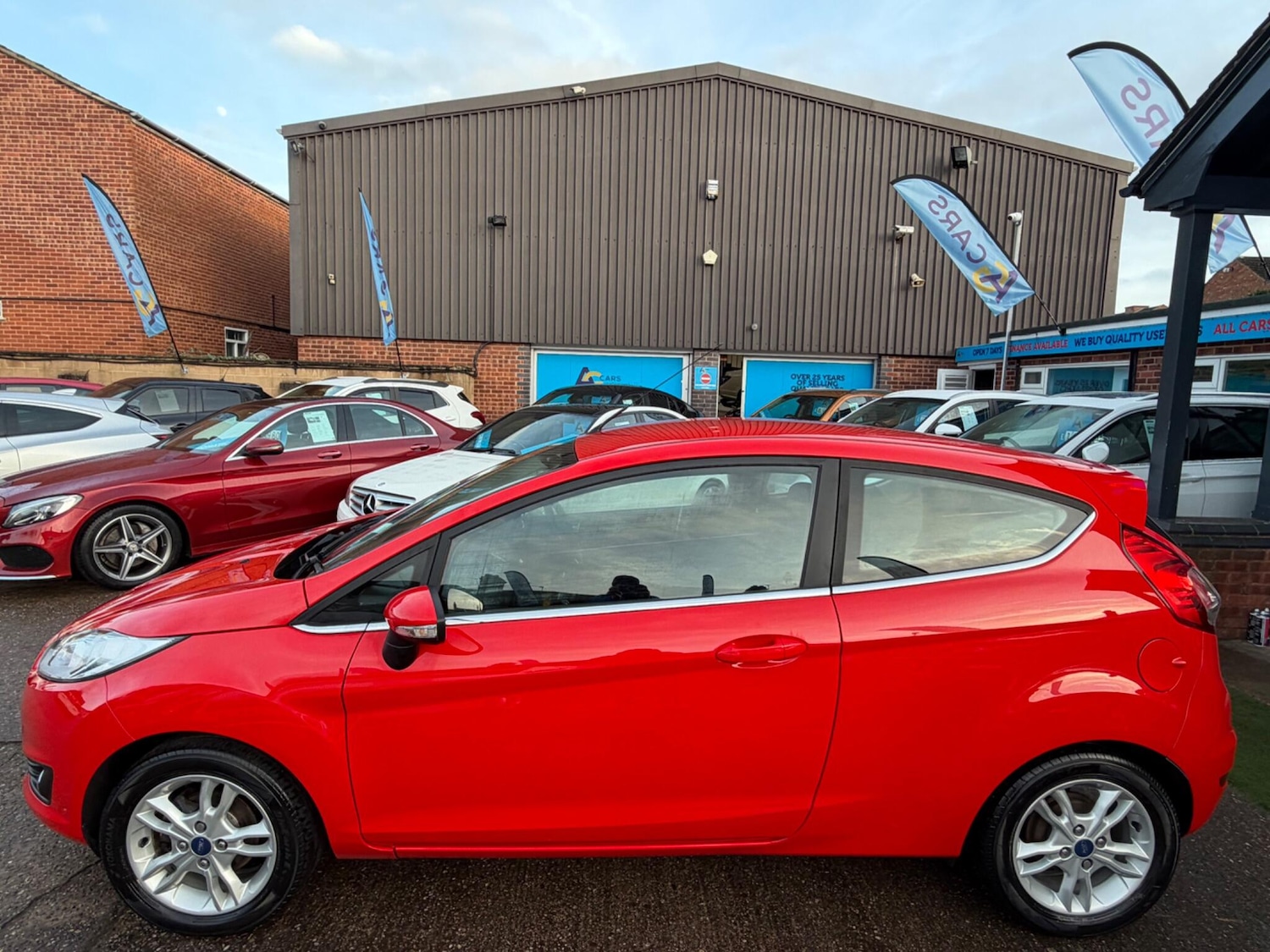 Used Ford Fiesta 2014 for sale - 77377696: Photo 8