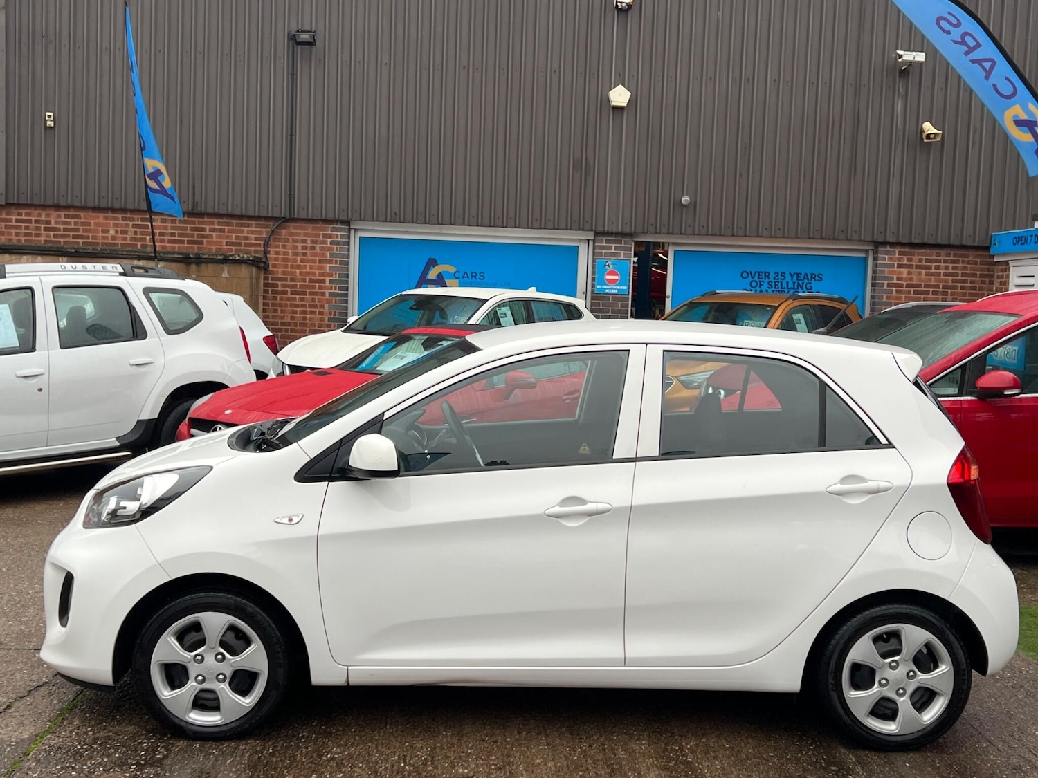 Used Kia Picanto 2016 for sale - 76585062: Photo 37
