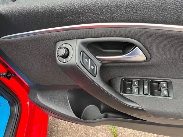 Used Volkswagen Polo 2016 for sale - 76059954: Photo 34