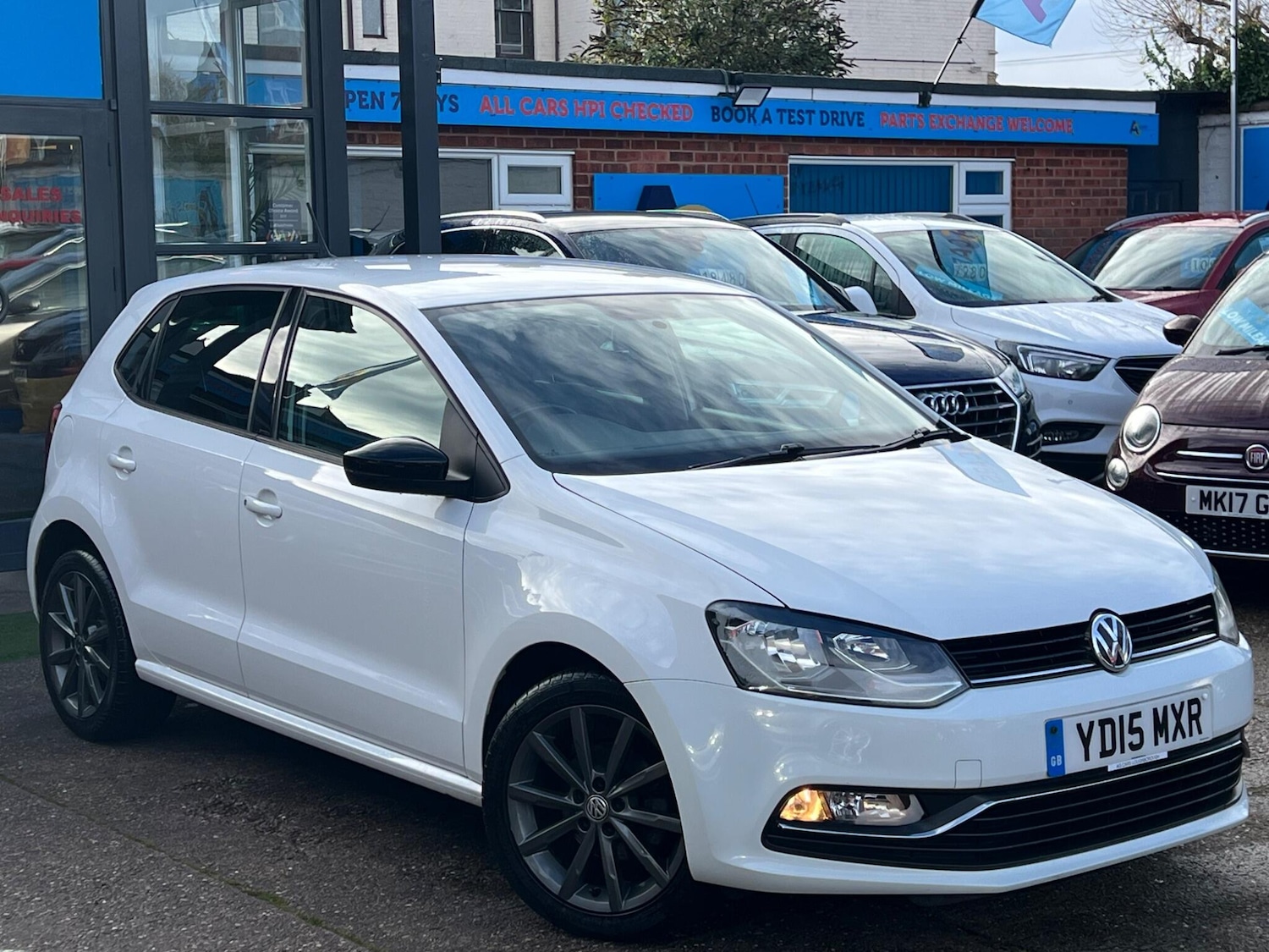 Used Volkswagen Polo 2015 for sale - 76786456: Photo 18