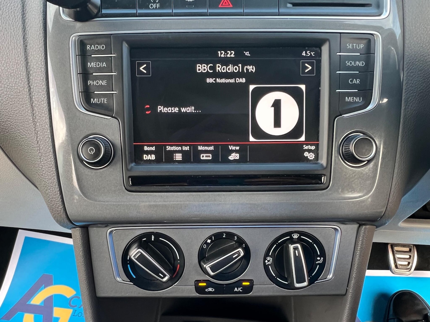 Used Volkswagen Polo 2015 for sale - 76786456: Photo 23