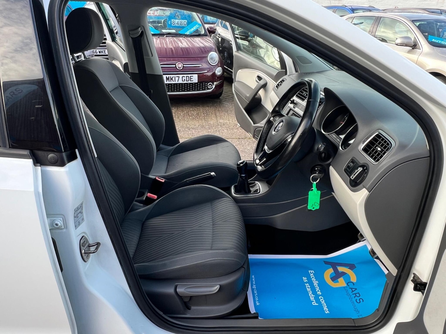 Used Volkswagen Polo 2015 for sale - 76786456: Photo 30