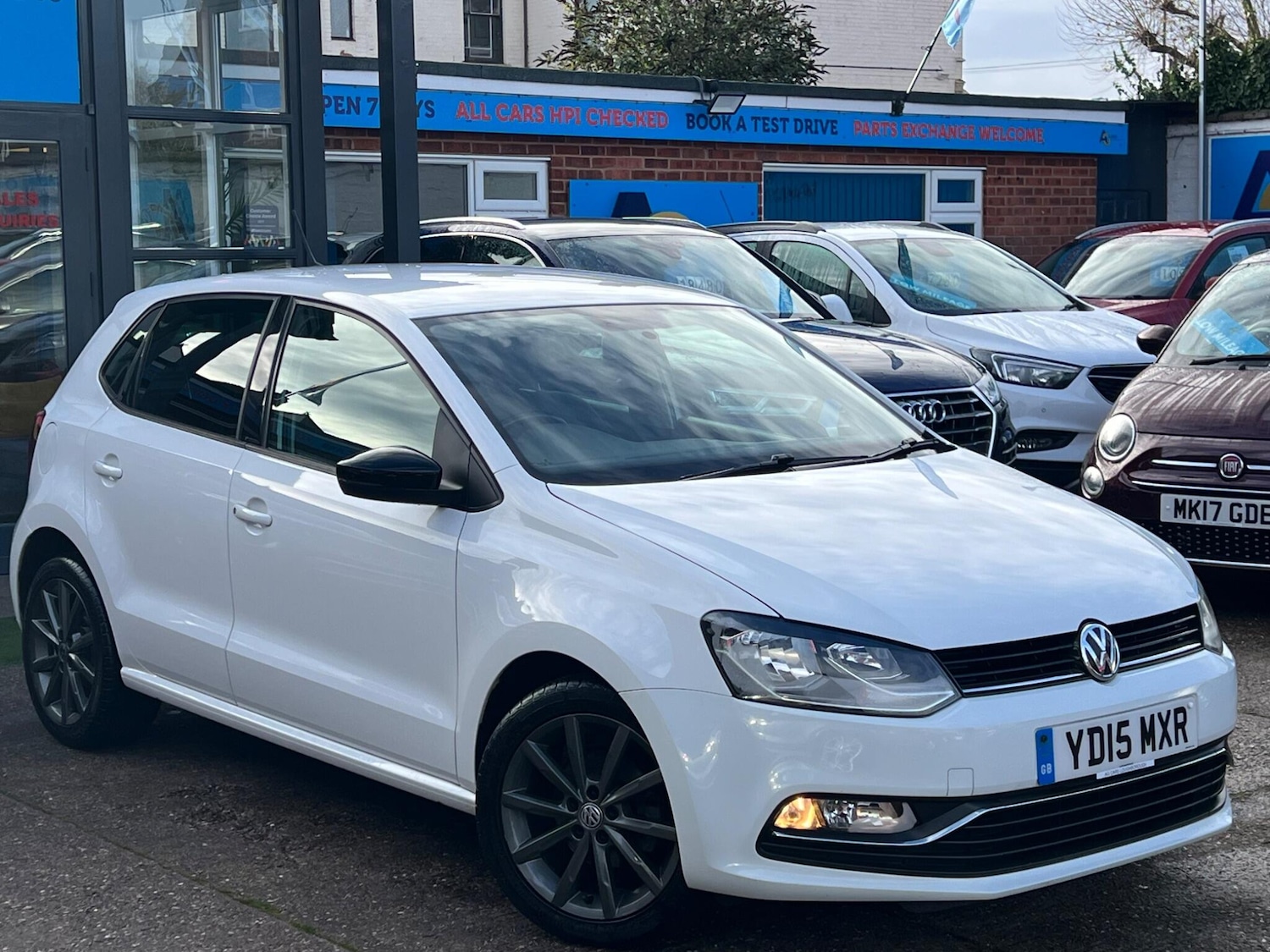 Used Volkswagen Polo 2015 for sale - 76786456: Photo 42