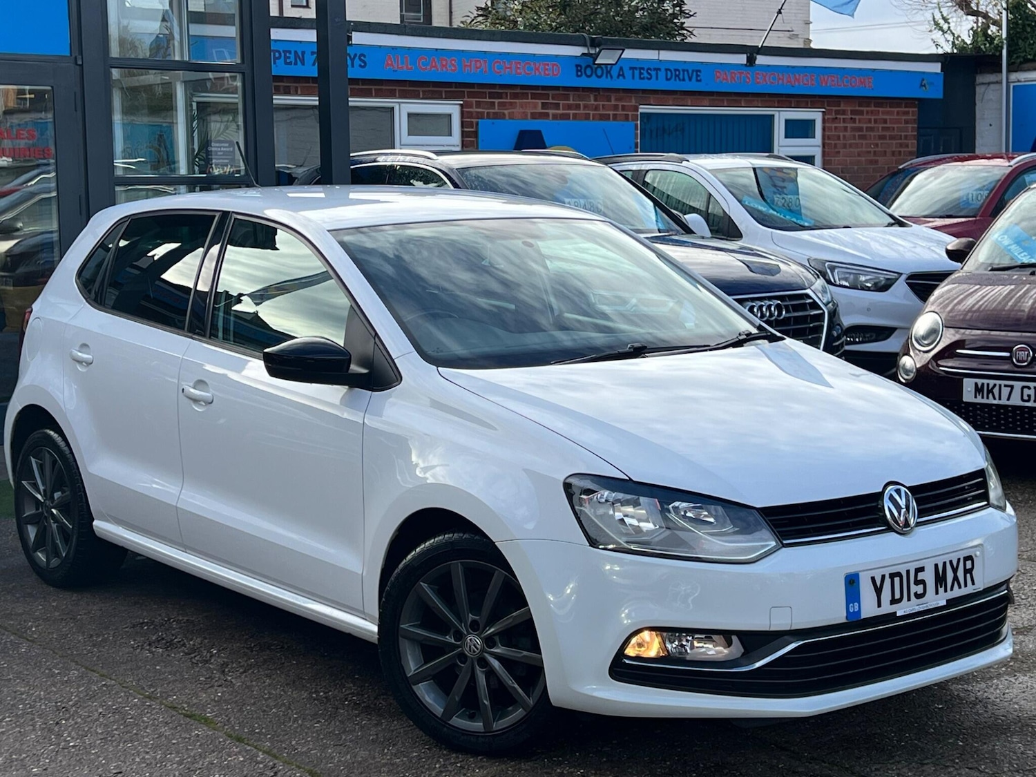 Used Volkswagen Polo 2015 for sale - 76786456: Photo 47