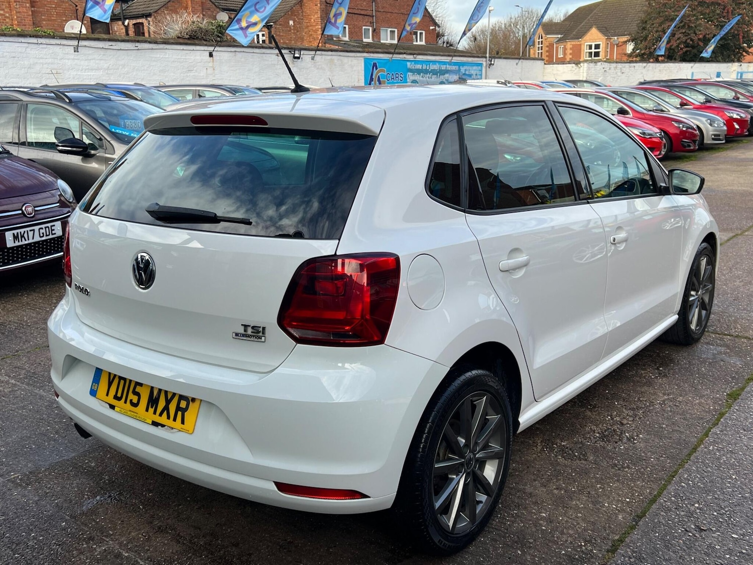 Used Volkswagen Polo 2015 for sale - 76786456: Photo 50