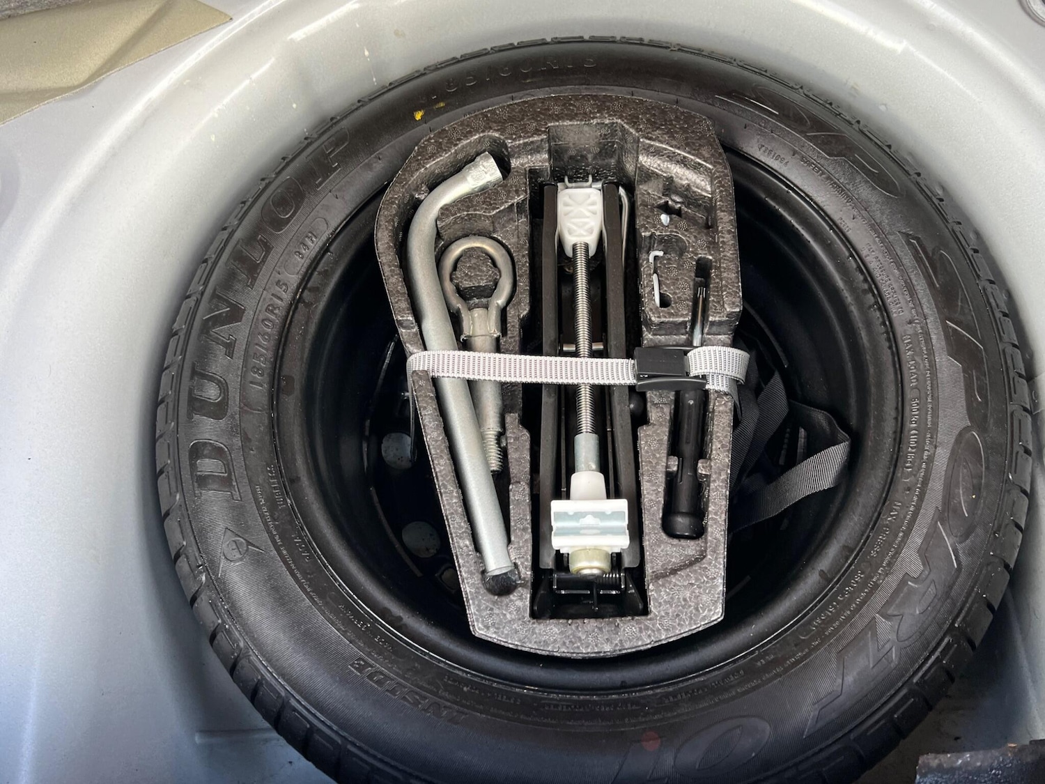 Used Volkswagen Polo 2015 for sale - 76786456: Photo 60