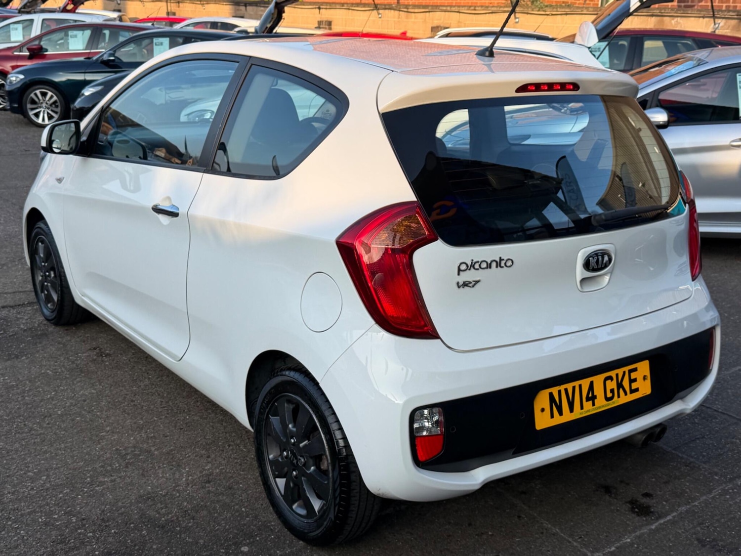 Used Kia Picanto 2014 for sale - 77753308: Photo 16