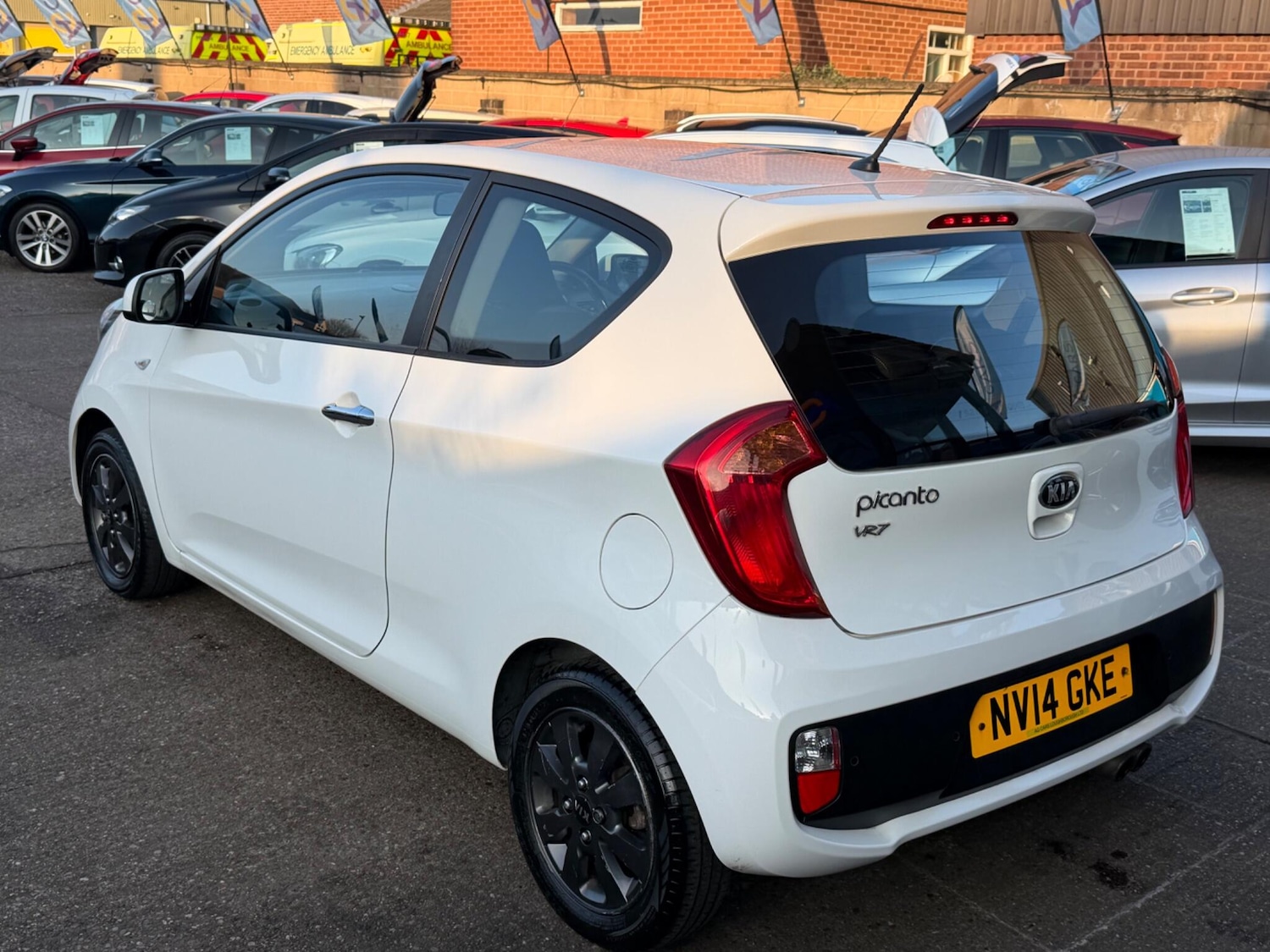 Used Kia Picanto 2014 for sale - 77753308: Photo 40