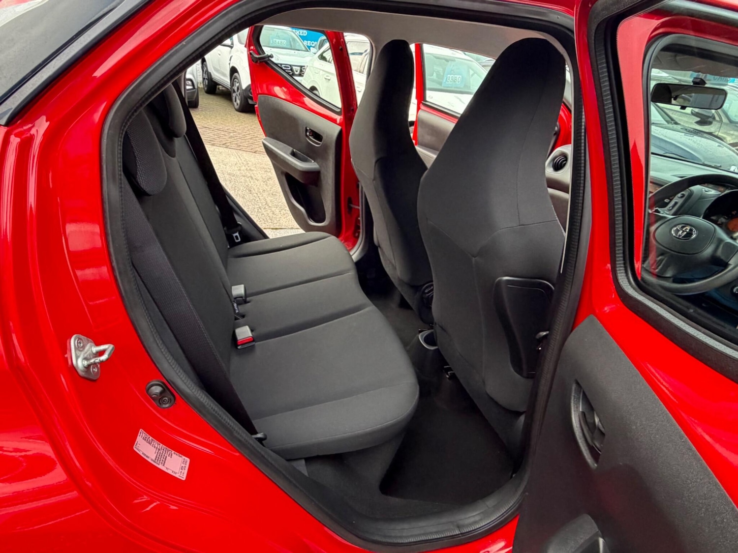 Used Toyota AYGO 2017 for sale - 77396597: Photo 28