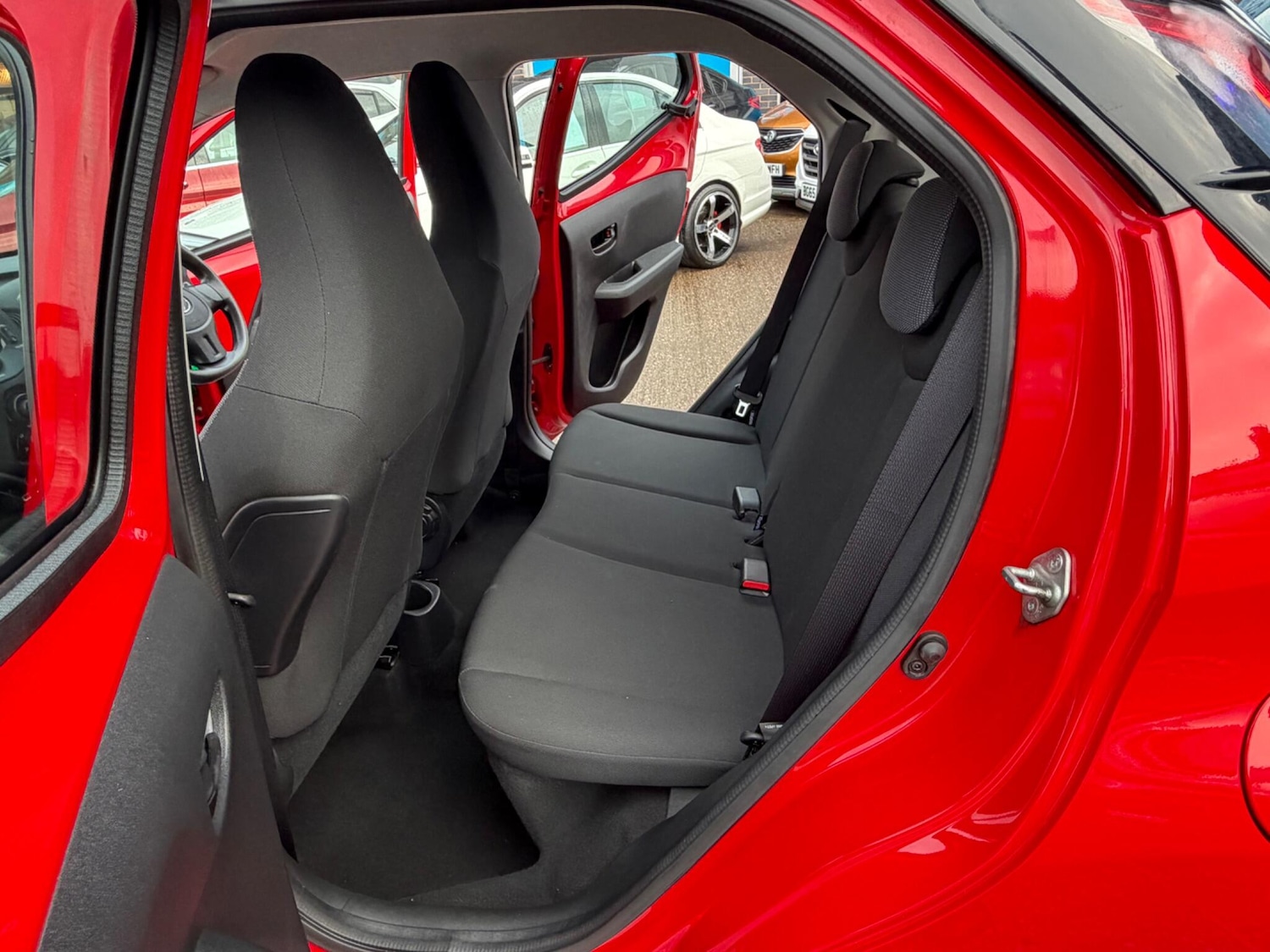 Used Toyota AYGO 2017 for sale - 77396597: Photo 5