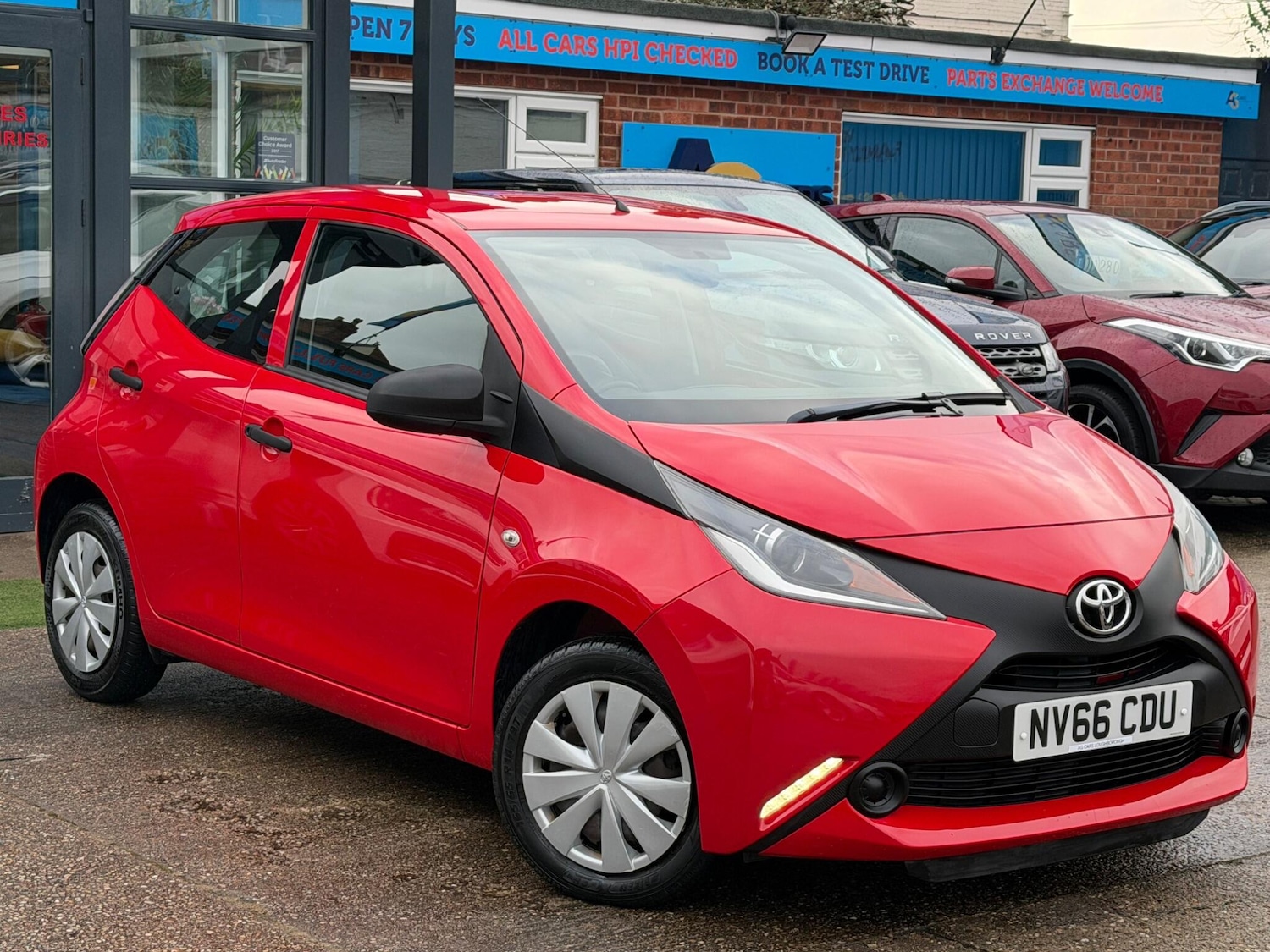 Used Toyota AYGO 2017 for sale - 77396597: Photo 9