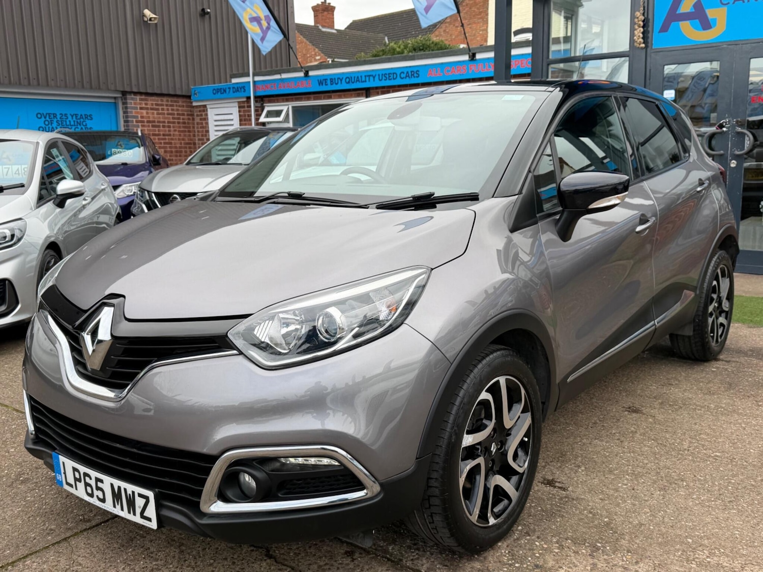 Used Renault Captur 2016 for sale - 77752907: Photo 11