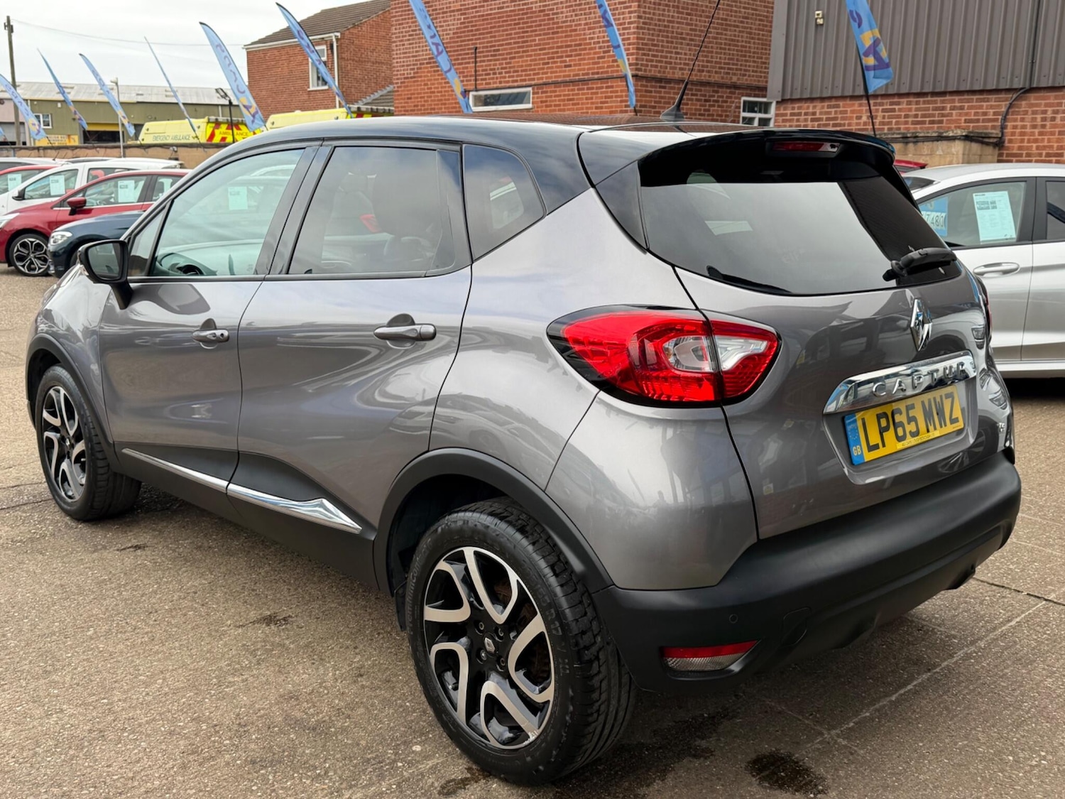 Used Renault Captur 2016 for sale - 77752907: Photo 14