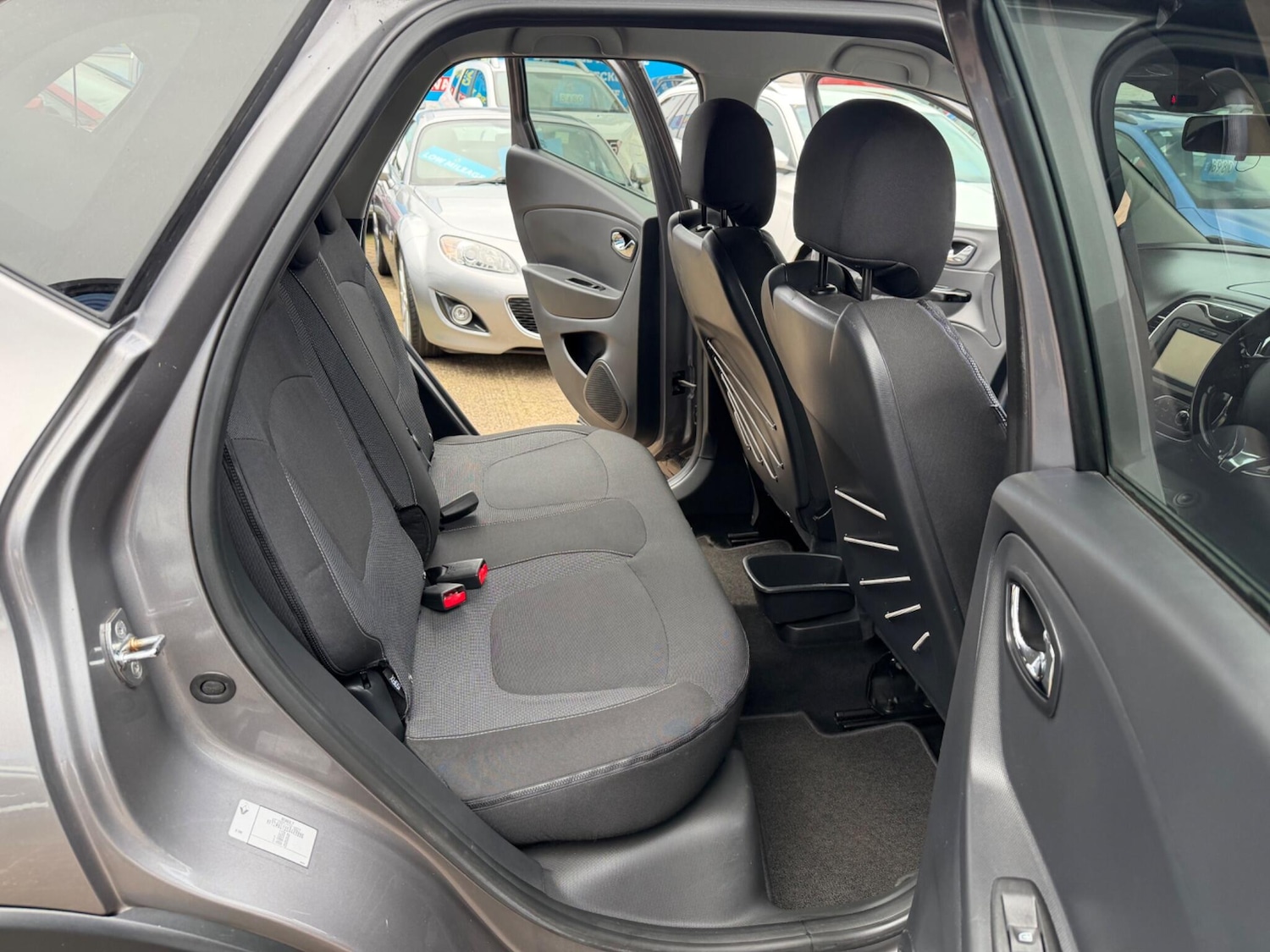 Used Renault Captur 2016 for sale - 77752907: Photo 28