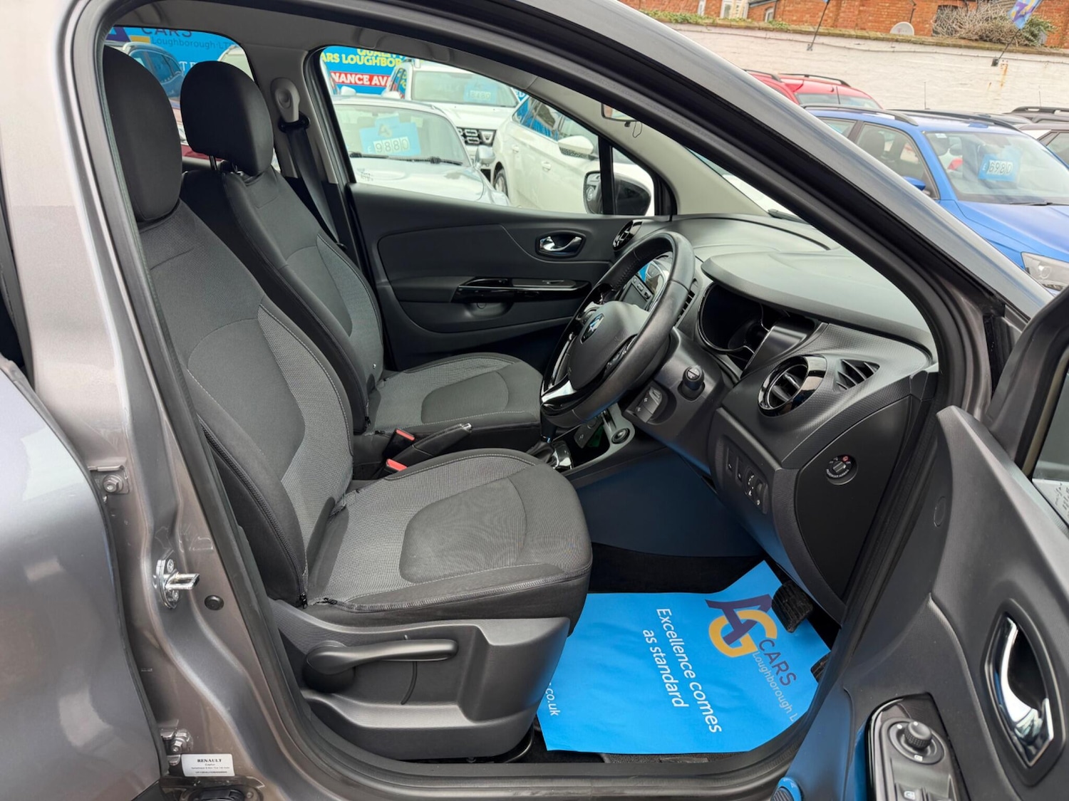 Used Renault Captur 2016 for sale - 77752907: Photo 35