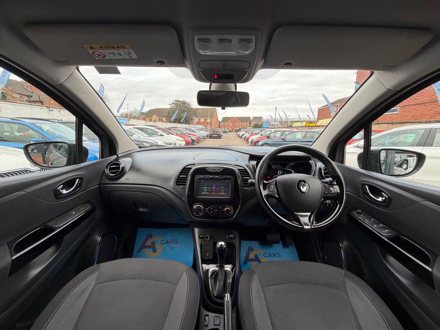 Used Renault Captur 2016 for sale - 77752907: Photo 37