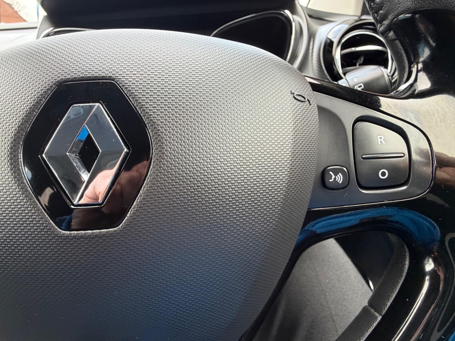 Used Renault Captur 2016 for sale - 77752907: Photo 41