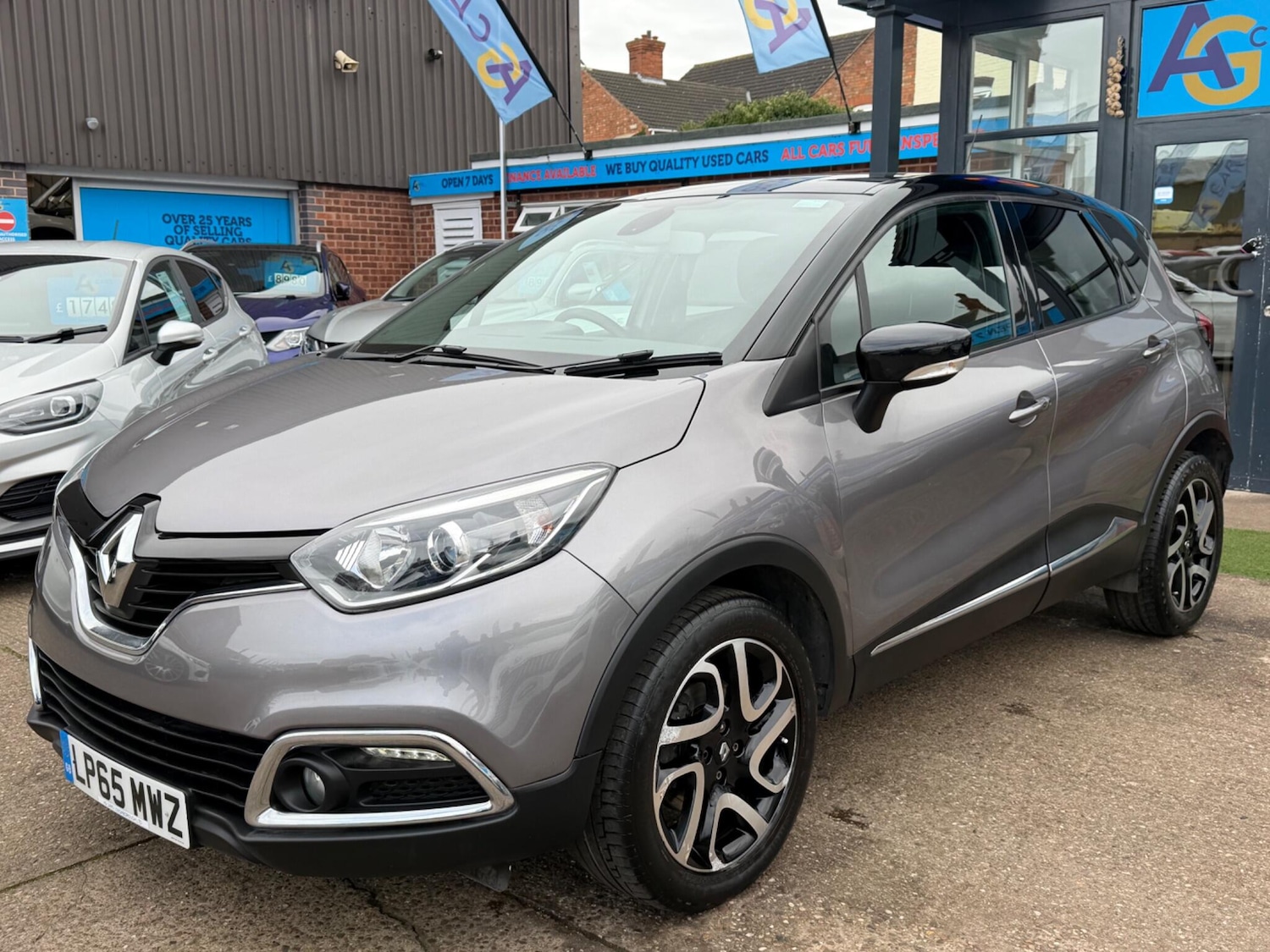 Used Renault Captur 2016 for sale - 77752907: Photo 49