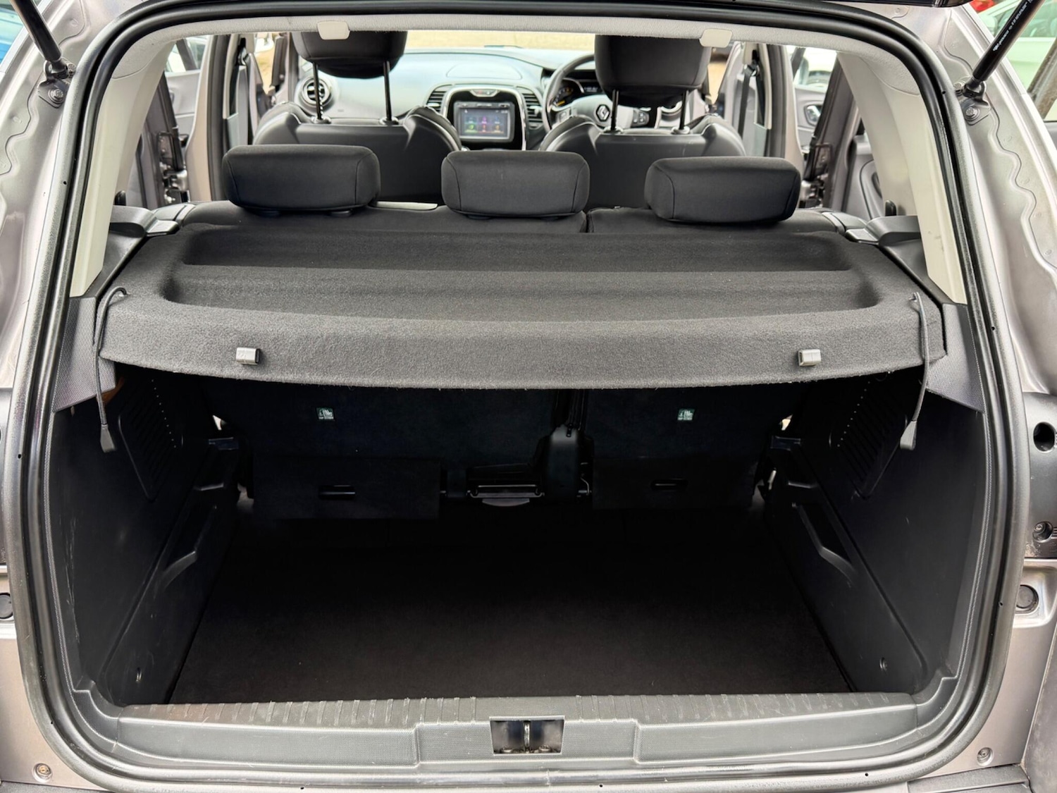 Used Renault Captur 2016 for sale - 77752907: Photo 56