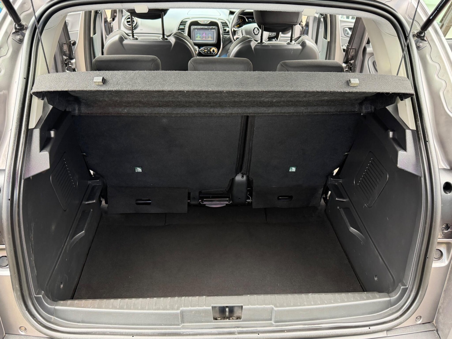 Used Renault Captur 2016 for sale - 77752907: Photo 57